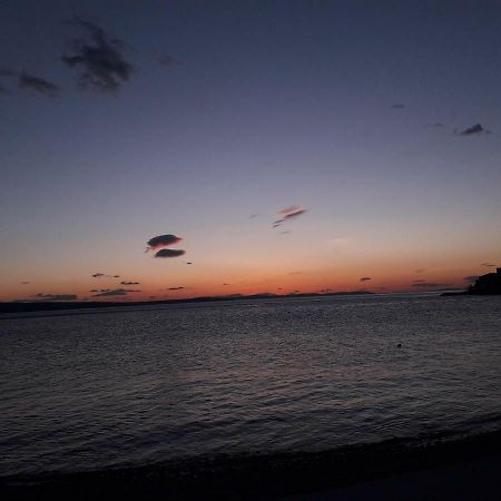 Apartmani Zilic Dugi Rat Bagian luar foto